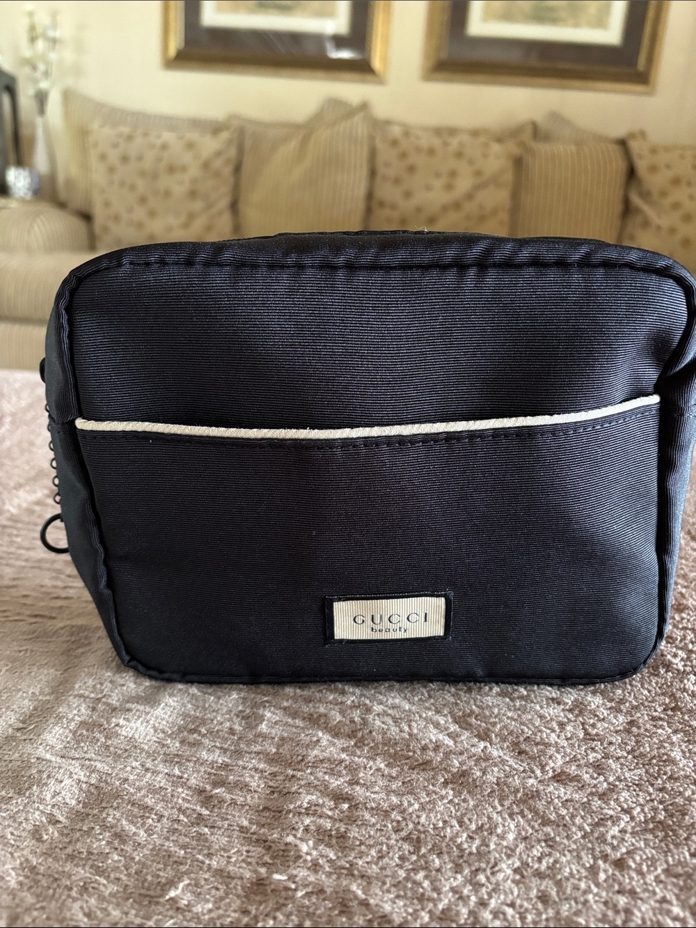 Gucci Black Men’s Toiletry Pouch with tan  Trim NEW - Picture 3 of 3